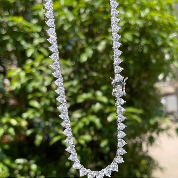 14kt 51ct Heart Tennis Necklace - Picture 6 of 15